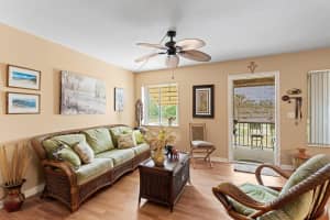 105 Lake Pine Cir D-2, Greenacres, FL 33463 Sold 08/26/25
