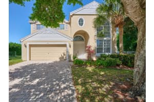 104 Devonshire Circle, Wellington, FL 33414 Sold 05/15/25