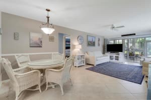 4 Garden Street 101, Tequesta, FL 33469 - MLS#R11076566