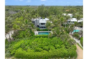 128 N Beach Road, Jupiter Island, FL 33455 Sold 06/03/25