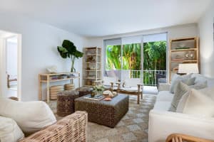 226 Brazilian 0040 Avenue 2b, Palm Beach, FL 33480 Sold 10/20/25