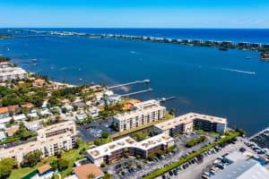 890 N Federal Highway 208, Lantana, FL 33462 Sold 06/16/25