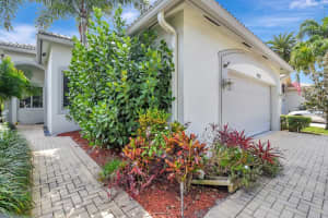 9312 Sapphire Cove Drive, West Palm Beach, FL 33411 Sold 07/28/25