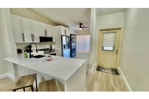 705 Sunny Pine Way E5510, Greenacres, FL 33415 Sold 05/21/25