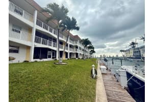 110 Shore Court, North Palm Beach, FL 33408 - MLS#R11076758