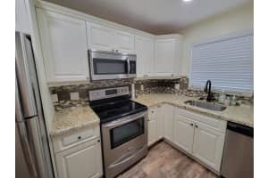 1340 Ne 28th Avenue 137, Pompano Beach
