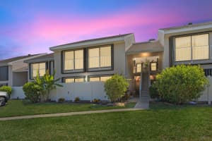 3212 S Lakeview Circle 10-205, Fort Pierce, FL 34949 - MLS#R11076846