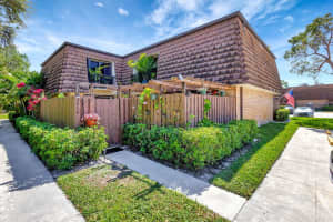 2414 24th Lane, Greenacres, FL 33463 Sold 05/20/25