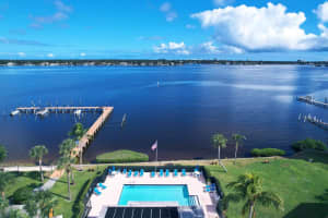 825 Center Street Street 30a, Jupiter