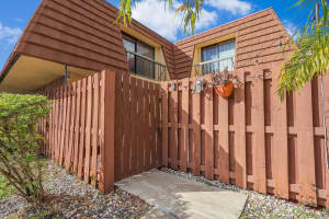825 Center Street Street 30a, Jupiter, FL 33458 - MLS#R11077017