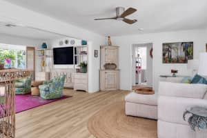 110 Wellesley Drive, Lake Worth Beach, FL 33460 - MLS#R11077080