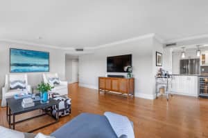 86 Macfarlane Drive 4d, Delray Beach, FL 33483 - MLS#R11077101