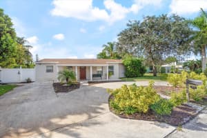 6941 Boston Dr, Atlantis, FL 33462, Sold 03/31/25