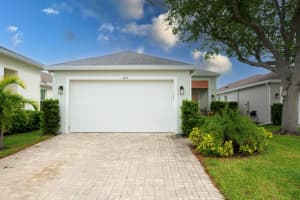 2172 Falls Manor, Vero Beach, FL 32967 - MLS#R11077184