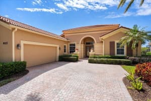 9925 SW Nuova Way, Port Saint Lucie, FL 34986 - MLS#R11077211