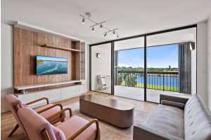 356 Golfview Road 405, North Palm Beach