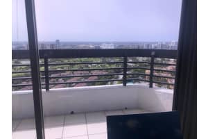 3500 Mystic Pointe Drive 3805, Aventura