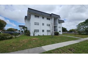 4880 NW 22nd Street Ph, Lauderhill, FL 33313 - MLS#R11077360