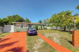 35 NW 122nd Street, North Miami, FL 33168 Sold 04/25/25