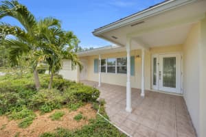 505 19th Street, Vero Beach, FL 32960 - MLS#R11077415