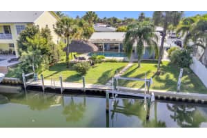 910 Dolphin Drive, Jupiter, FL 33458 Sold 08/28/25