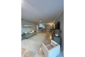 225 NE 1st Street 203, Delray Beach, FL 33444 - MLS#R11077501