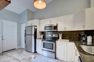 3793 Island Club Circle E, Lake Worth