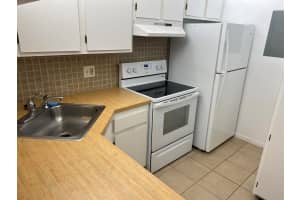 719 Sunny Pine Way H1, Greenacres, FL 33415 Sold 05/23/25