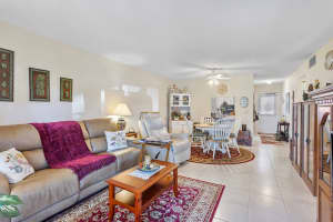 882 Worcester Lane B, Lake Worth, FL 33467 Sold 06/17/25