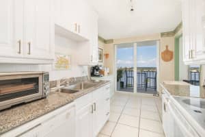1701 S Flagler Drive 1207, West Palm Beach, FL 33401 - MLS#R11077556