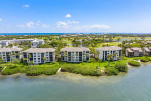 350 NE Edgewater Drive 204, Stuart, FL 34996 Sold 07/16/25
