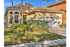 607 Gazetta Way, West Palm Beach, FL 33413 - MLS#R11077701