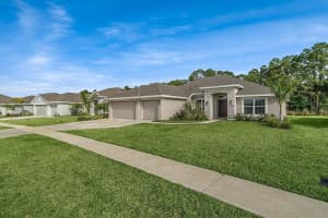 8770 Waterstone Boulevard, Fort Pierce, FL 34951 Sold 07/29/25