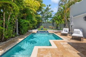 235 Nottingham Boulevard, West Palm Beach, FL 33405 Sold 10/10/25