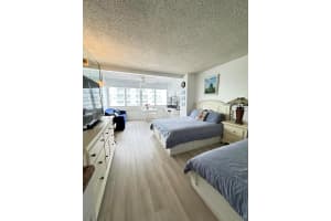 4040 Galt Ocean Drive 429, Fort Lauderdale, FL 33308 Sold 08/11/25