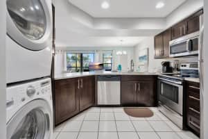 1605 S Us Highway 1 V6-205, Jupiter, FL 33477 - MLS#R11077801