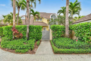 2576 Muirfield Court, Wellington, FL 33414 - MLS#R11077865