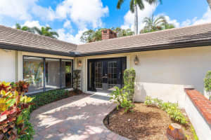 477 Glenbrook Drive, Atlantis, FL 33462 Sold 10/02/25