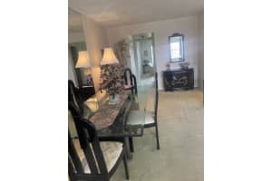 79 Kent E, West Palm Beach