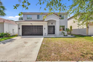 118 Cayo Costa Court, Royal Palm Beach