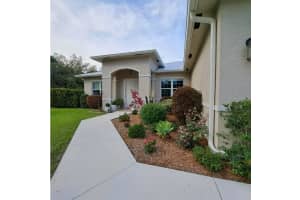 1206 Royal Palm Boulevard, Fort Pierce, FL 34982 - MLS#R11078052