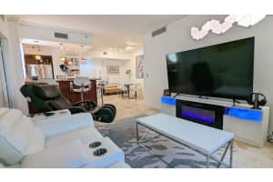 403 S Sapodilla Avenue 317, West Palm Beach, FL 33401 Sold 06/28/25