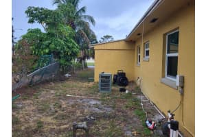 418 NW 8th Avenue, Boynton Beach, FL 33435 Sold 06/10/25