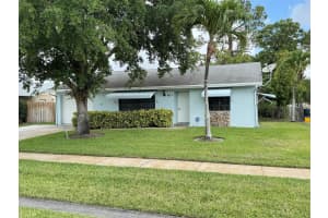 6517 Ramblewood Circle, Greenacres, FL 33467 Sold 05/21/25