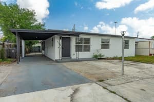 2125 Longwood Road, West Palm Beach, FL 33409 Sold 05/02/25