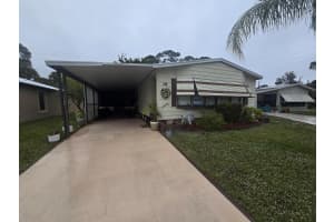 39 Flores Del Norte, Fort Pierce, FL 34951 Sold 09/12/25