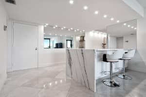 2425 Presidential 902 Way 902, West Palm Beach, FL 33401 - MLS#R11078255