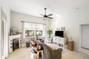 4845 47th Place, Vero Beach, FL 32967 - MLS#R11078265