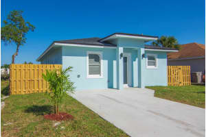 4248 26th Avenue, Vero Beach, FL 32967 - MLS#R11078320