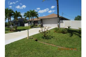443 SW Homeland Road, Port Saint Lucie, FL 34953 - MLS#R11078349